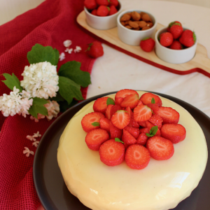 Entremet-Fraises-Framboise-Chocolat-Blanc-1